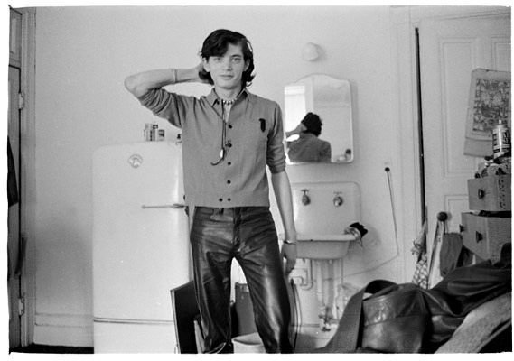 Judy Linn, Robert gets dressed at the Chelsea #2, early 1970s jlf7006